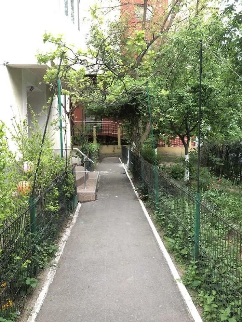 Green Apartment No 12 Bucharest 0*,  Romania